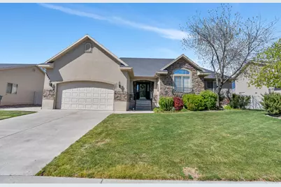 1602 Renaissance Way, Springville, UT 84663 - Photo 2