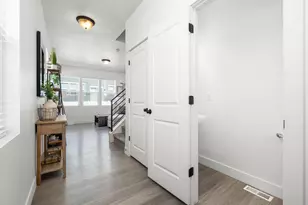 3610 N Stallion St, Eagle Mountain, UT 84005 - Photo 10