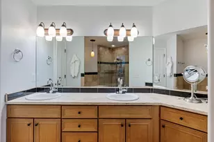 1319 E Old Maple Ct, Murray, UT 84117 - Photo 14