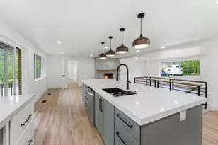 871 N Bonita Way E, Centerville, UT 84014 - Photo 1