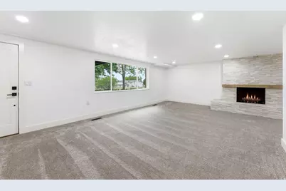 871 N Bonita Way E, Centerville, UT 84014 - Photo 40