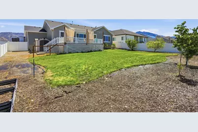 1195 N 640 E, Tooele, UT 84074 - Photo 38