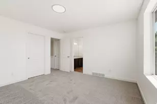 871 W Soville Ct, Midvale, UT 84047 - Photo 24