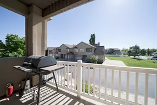 986 N Shetland Ln W, Farmington, UT 84025 - Photo 10