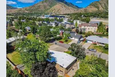 4120 S 3340 E, Holladay, UT 84124 - Photo 40
