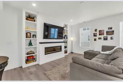 10284 S Phoebe Ln, South Jordan, UT 84009 - Photo 6