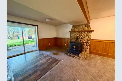 2115 N Fruitland Dr E, North Ogden, UT 84414 - Photo 10