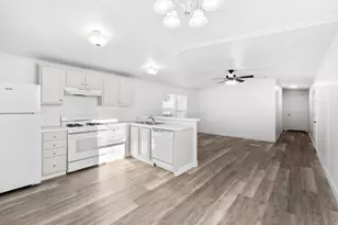 512 E 900 N, Ogden, UT 84404 - Photo 4
