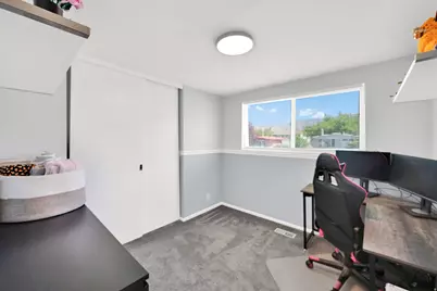 401 N Lakeview Ave E, Tooele, UT 84074 - Photo 10