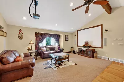 6621 S 1540 E, Uintah, UT 84405 - Photo 8