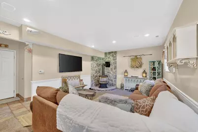 6621 S 1540 E, Uintah, UT 84405 - Photo 14