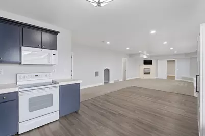 2894 S Fox Pointe Dr W, Saratoga Springs, UT 84045 - Photo 36