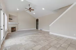 2894 S Fox Pointe Dr W, Saratoga Springs, UT 84045 - Photo 14