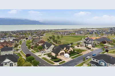 2894 S Fox Pointe Dr W, Saratoga Springs, UT 84045 - Photo 44