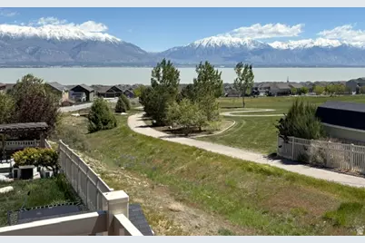 2894 S Fox Pointe Dr W, Saratoga Springs, UT 84045 - Photo 48