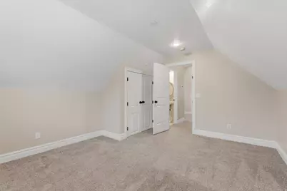 2894 S Fox Pointe Dr W, Saratoga Springs, UT 84045 - Photo 30