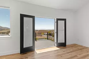 2228 E Grenada Ln, Eagle Mountain, UT 84005 - Photo 10