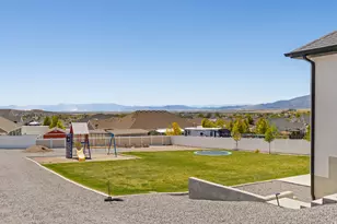 2228 E Grenada Ln, Eagle Mountain, UT 84005 - Photo 36
