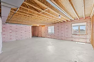 2228 E Grenada Ln, Eagle Mountain, UT 84005 - Photo 34