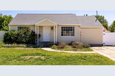 307 S Park St W, Layton, UT 84041 - Photo 1