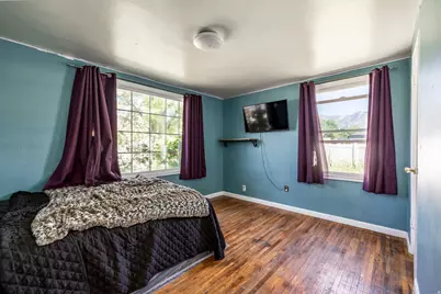 307 S Park St W, Layton, UT 84041 - Photo 12