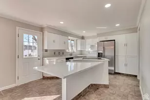 909 W 1800 S, Woods Cross, UT 84087 - Photo 4
