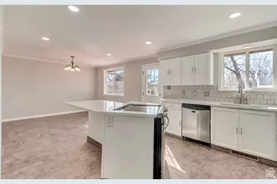 909 W 1800 S, Woods Cross, UT 84087 - Photo 4