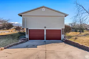 909 W 1800 S, Woods Cross, UT 84087 - Photo 20