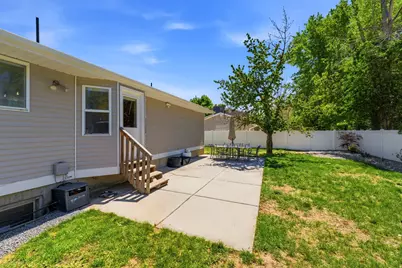 11058 S Sandy Creek Dr. Dr E, Sandy, UT 84094 - Photo 34