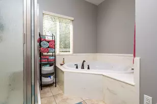 652 S Clearwater Falls Dr, Layton, UT 84041 - Photo 10