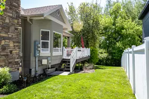 652 S Clearwater Falls Dr, Layton, UT 84041 - Photo 18