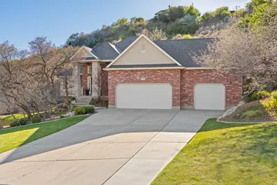 2771 N 2125 E, Layton, UT 84040 - Photo 2