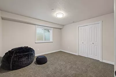 2771 N 2125 E, Layton, UT 84040 - Photo 48