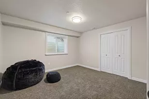 2771 N 2125 E, Layton, UT 84040 - Photo 48