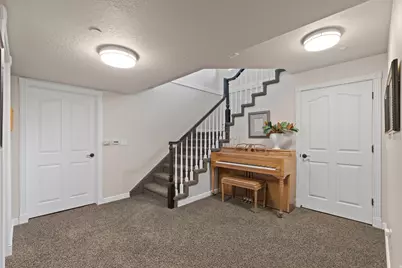 2771 N 2125 E, Layton, UT 84040 - Photo 38