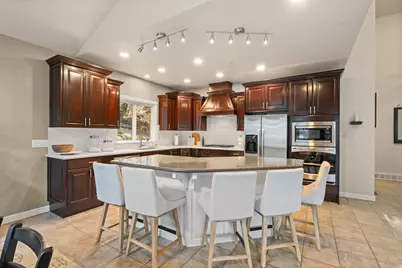 2771 N 2125 E, Layton, UT 84040 - Photo 16