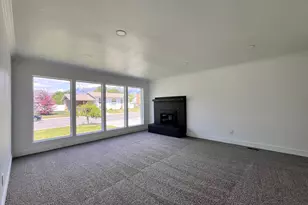 883 W 180 S, Orem, UT 84058 - Photo 4