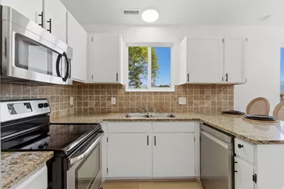 6449 S 4015 W, Taylorsville, UT 84129 - Photo 10