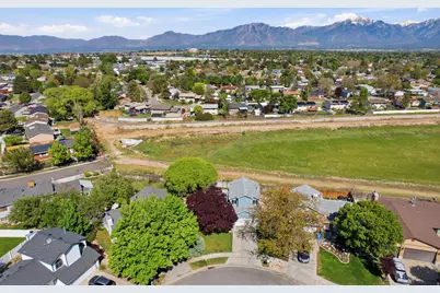 6449 S 4015 W, Taylorsville, UT 84129 - Photo 38