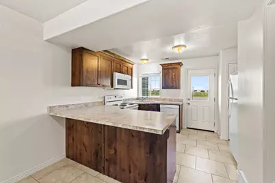 1045 S 1200 W #70 B, Ogden, UT 84404 - Photo 22