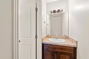1045 S 1200 W, Ogden, UT 84404 - Photo 10