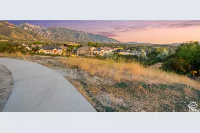 7913 Danish Pine Ln #1, Cottonwood Heights, UT 84121 - Photo 8