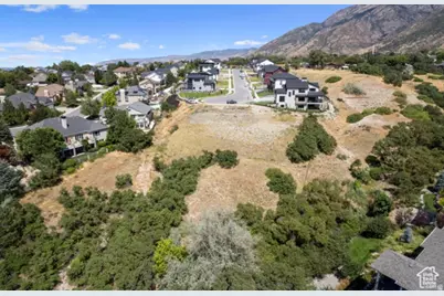 7913 Danish Pine Ln #1, Cottonwood Heights, UT 84121 - Photo 4