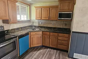 651 Sherwood Dr, Layton, UT 84041 - Photo 2