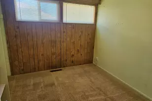 651 Sherwood Dr, Layton, UT 84041 - Photo 10