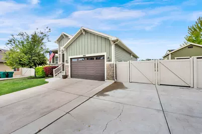 2531 N 1000 E, Layton, UT 84040 - Photo 4