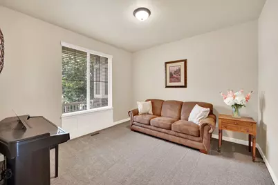 2531 N 1000 E, Layton, UT 84040 - Photo 8