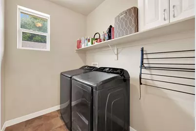 2531 N 1000 E, Layton, UT 84040 - Photo 16