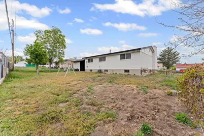 372 N Overland E, Tooele, UT 84074 - Photo 24