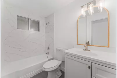372 N Overland E, Tooele, UT 84074 - Photo 8